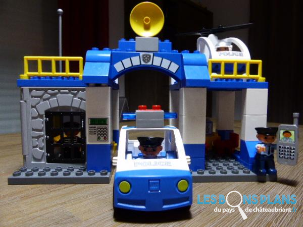Le poste de police LEGO DUPLO