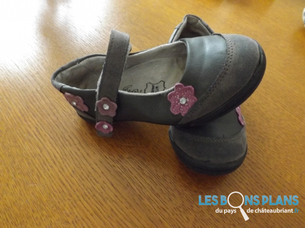 chaussures fille T26