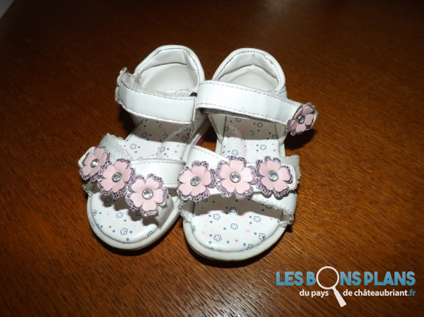 chaussures T 19 fille